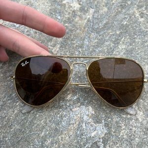 Ray ban aviator sunglasses